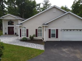 2376 River Rd, Niskayuna, NY 12309