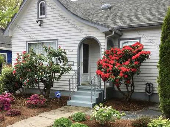 6824 SE Boise St, Portland, OR 97206