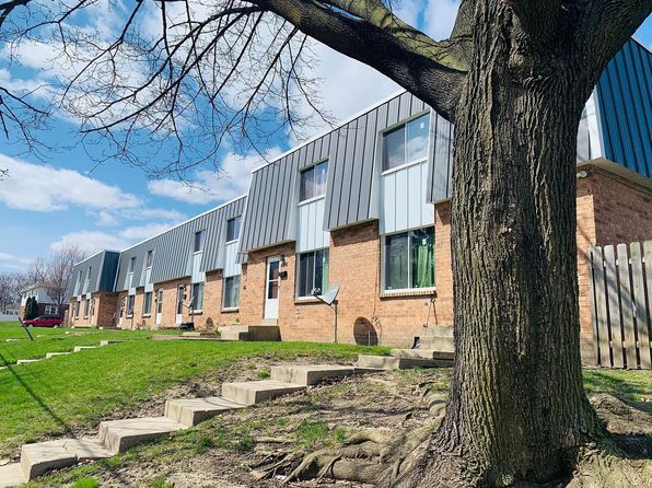 5217-5231 43rd Ave #5218-5232-42