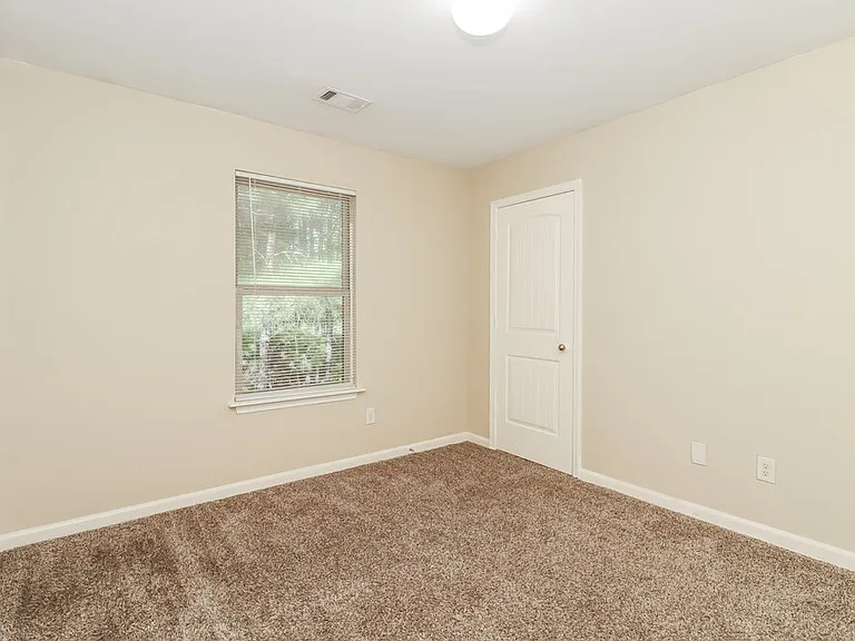174 Brightondale Blvd — Photo 14
