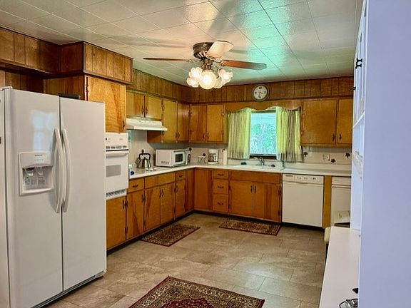 3rd image of 304 N Scott St