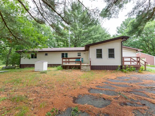 2102 Maple St, Friendship, WI 53934