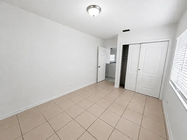 715 SW 14th Ave — Photo 7