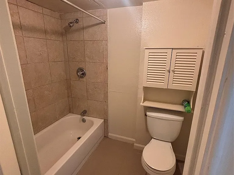 2110 Wilcrest Dr #123 — Photo 21