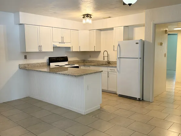 821 NW 13th St #9, Gainesville, FL 32601