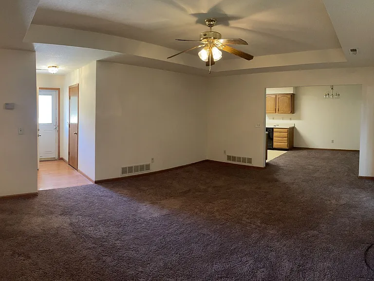 5205 Gasconade Dr — Photo 9