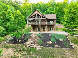 617 Cheyenne Dr, Jamestown, TN 38556