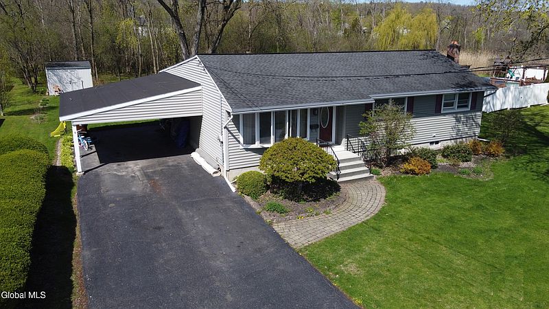 2nd image of 23 McConnell Avenue