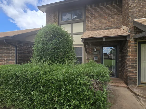 1303 Canterbury Blvd, Altus, OK 73521