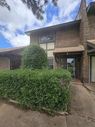1303 Canterbury Blvd Photo 1