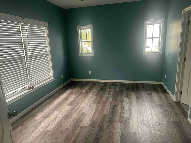 3389 Lakeview Dr — Photo 11