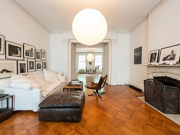 3rd image of 34 W 9th St APT 3