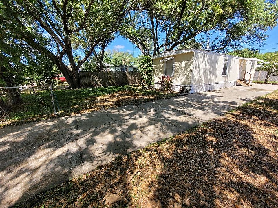 1st image of 6121 103rd Ave