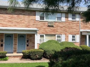 2-22 Virginia Dr #B, Fair Lawn, NJ 07410