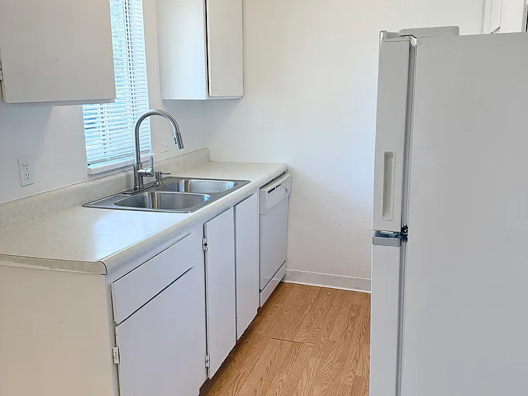 The Cove Apartments — Photo 5