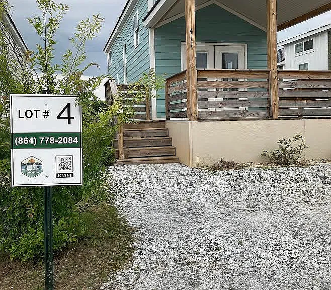 Lot 4