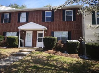 220 Janie Ln, Blacksburg, VA 24060