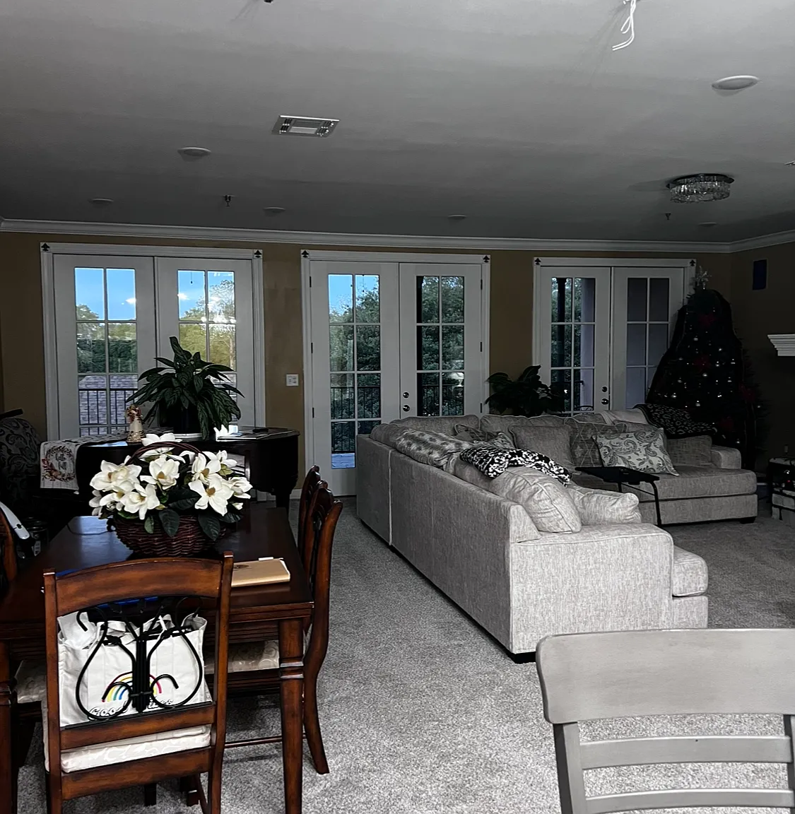 2 bed, 1800 sqft, $3,000 — Photo 1