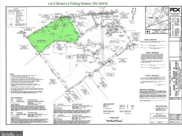 2 Broad Ln, Falling Waters, WV 25419