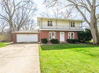 22W343 Arbor Ln, Glen Ellyn, IL