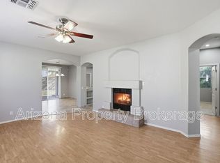 8717 N 58th Ln, Glendale, AZ 85302
