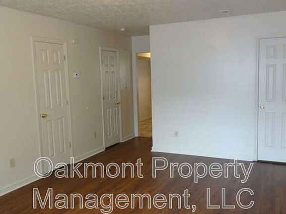 2nd image of 942 Pedro Dr