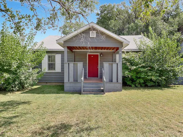 958 N Terrace Dr, Wichita, KS 67208