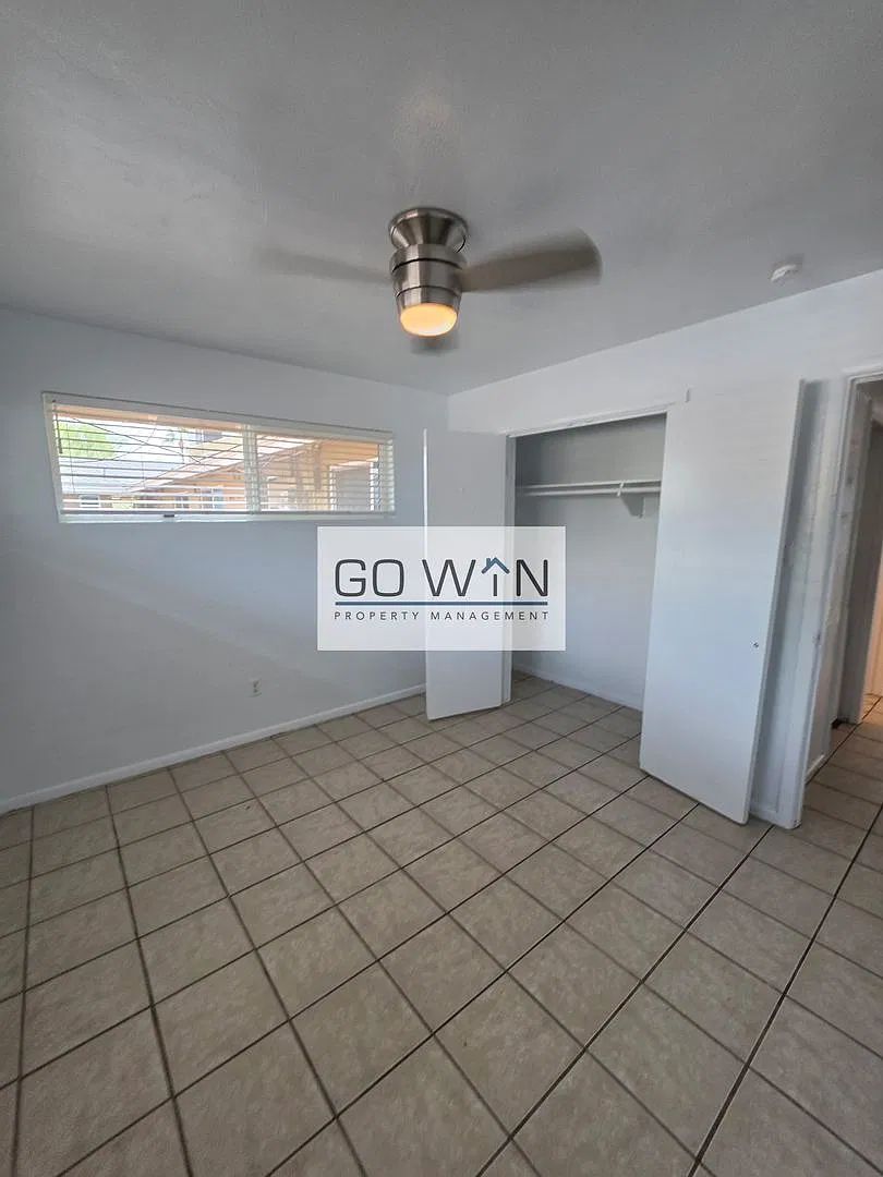 3636 E Verde Ln — Photo 2