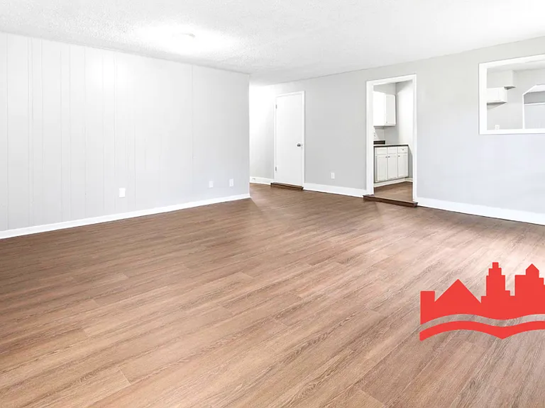4921 Shayne Ln — Photo 14