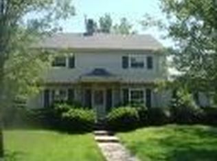 66 Radnor Ln, Crete, IL 60417