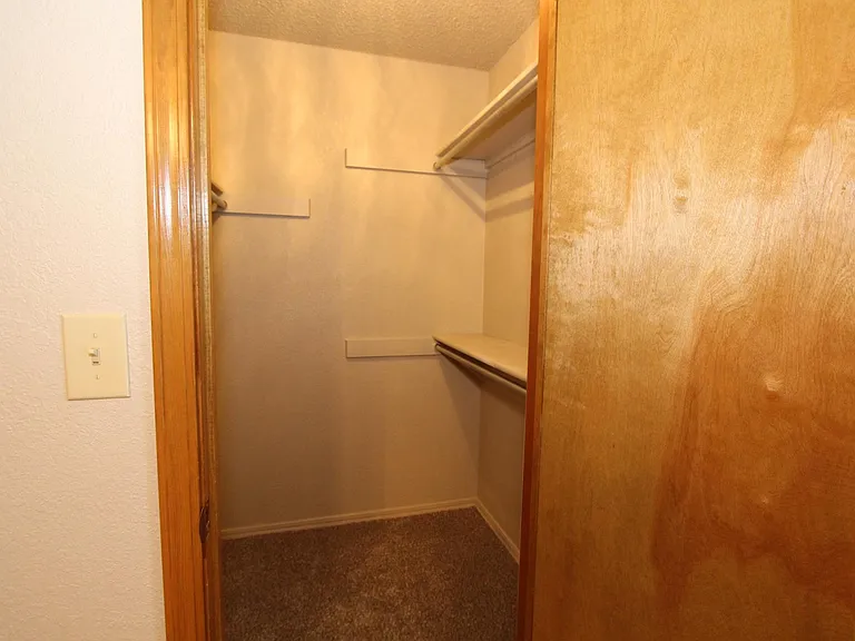 10035 S 94th Ave E — Photo 20
