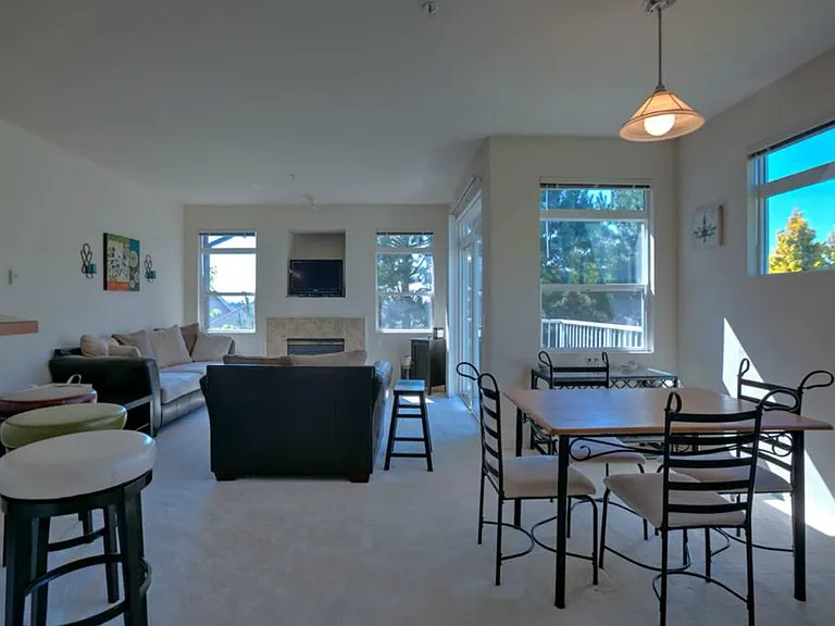 1255 227th Ln SE #D4 — Photo 4