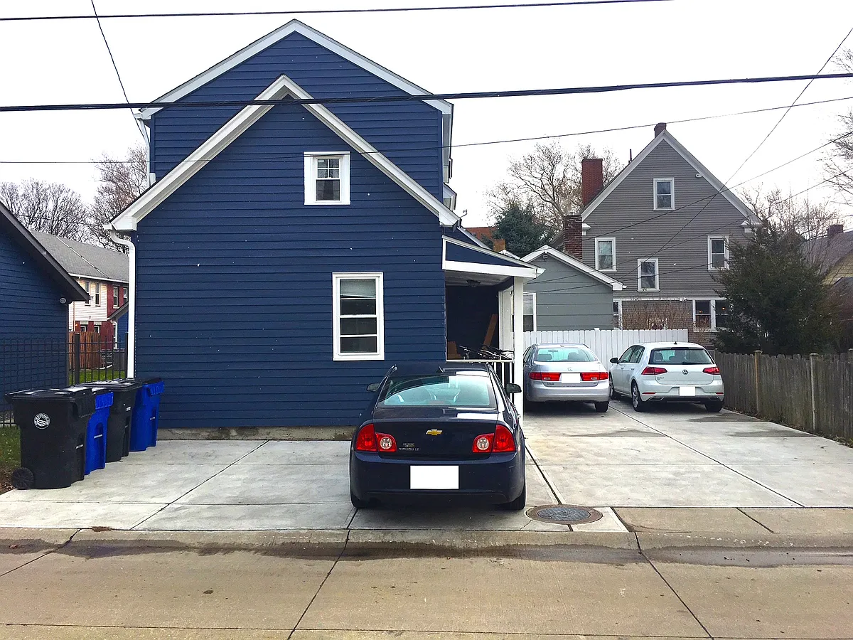 Building Photo - 2184 W 38th St
