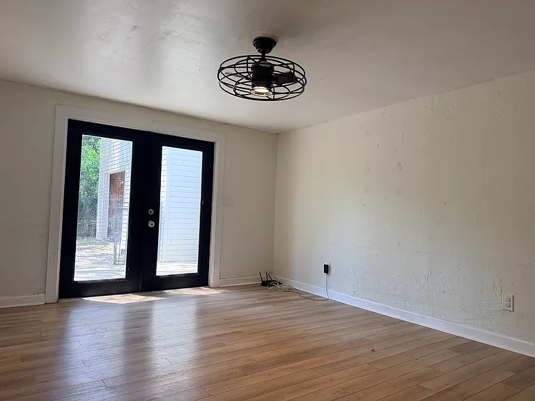129 Glen Ridge Ave — Photo 13