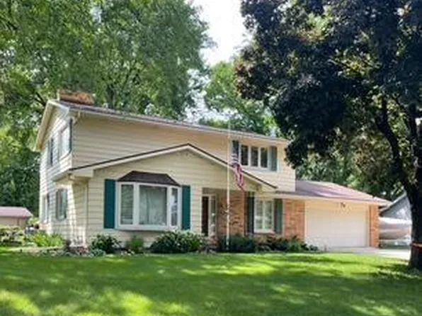 308 Ridge Rd, Albert Lea, MN 56007