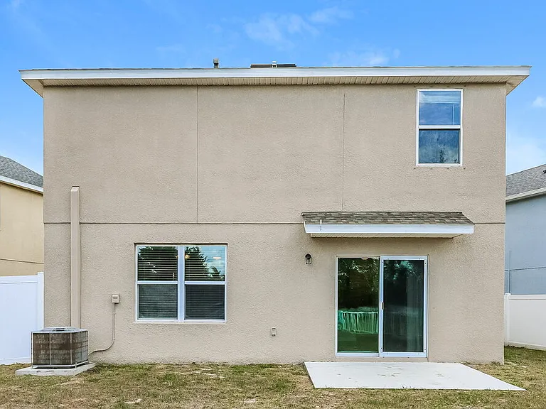 10430 Whispering Hammock Dr — Photo 17