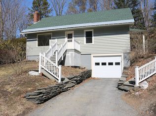 8 Delmont Ave, Barre, VT 05641