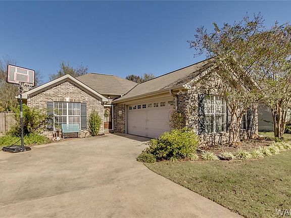 2nd image of 4983 Ross Cir