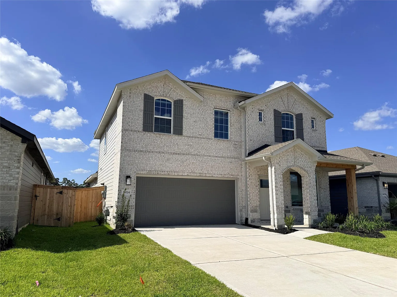 4 bed, 3.5 bath, 2523 sqft, $2,490 — Photo 4