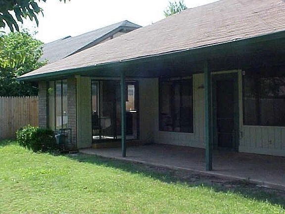 Very large covered back patio