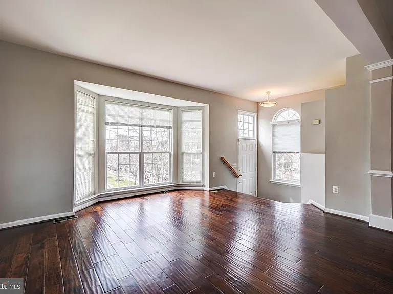 6160 Cinnamon Ct — Photo 8