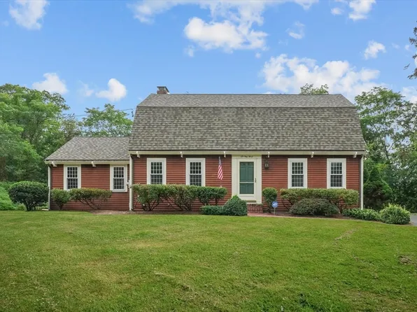 129 King St, Groveland, MA 01834