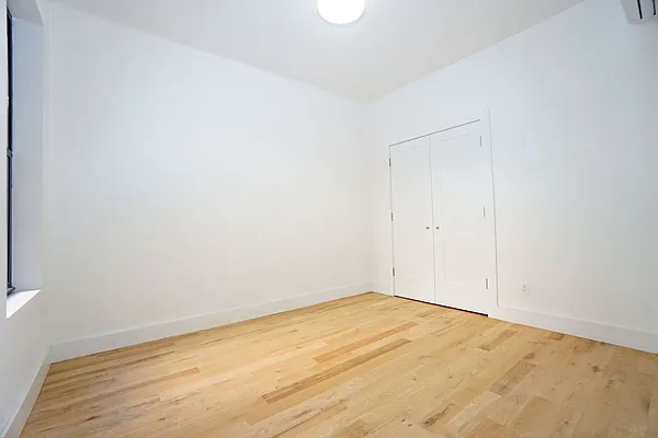 Rented by Compass | media 48