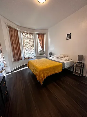 Rented by Fifth & Forever LLC | media 6