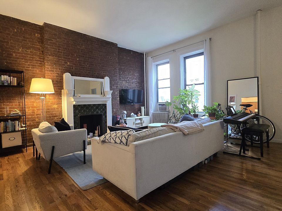1st image of 313 W 76th St APT 4B
