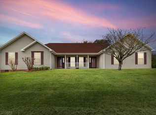 3850 Schoolhouse Dr, Riner, VA 24149