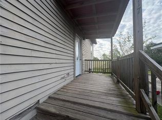 2317 Plaza Dr, Chalmette, LA 70043