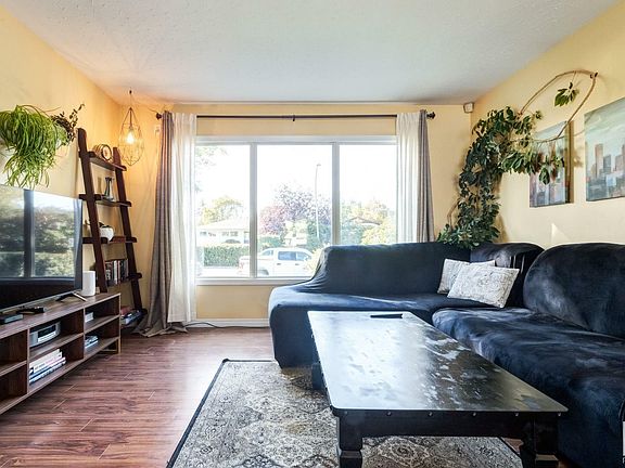 5th image of 15726 84th Ave NW