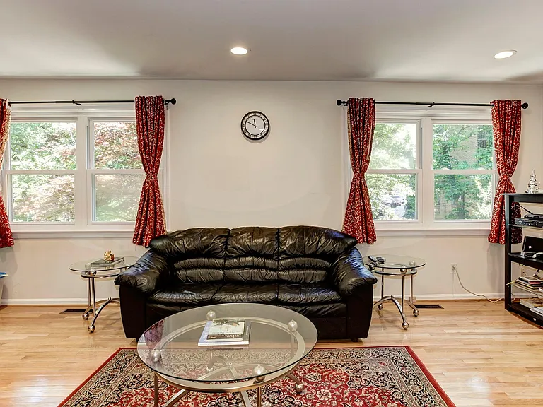 8156 Larkin Ln — Photo 6