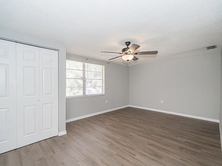 7911 Foxwood Dr — Photo 20